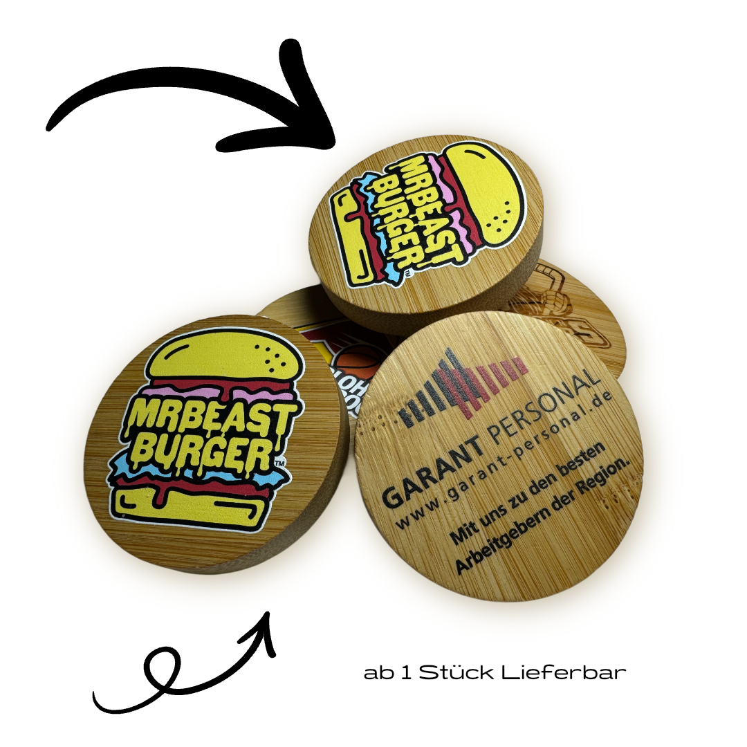 Runde Bambus-Untersetzer mit MrBeast Burger- und Garant Personal-Logo, individuell bedruckbar, ab 1 Stück lieferbar